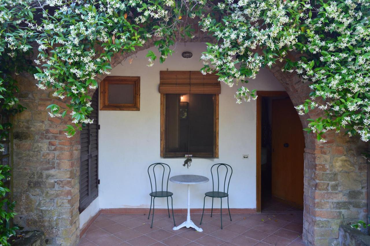 Agriturismo La Fidanza San Gimignano Luaran gambar
