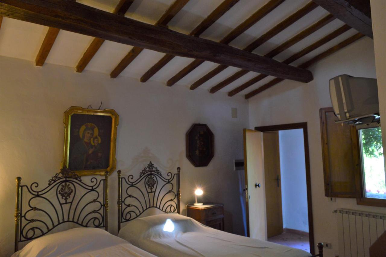 Agriturismo La Fidanza San Gimignano Luaran gambar