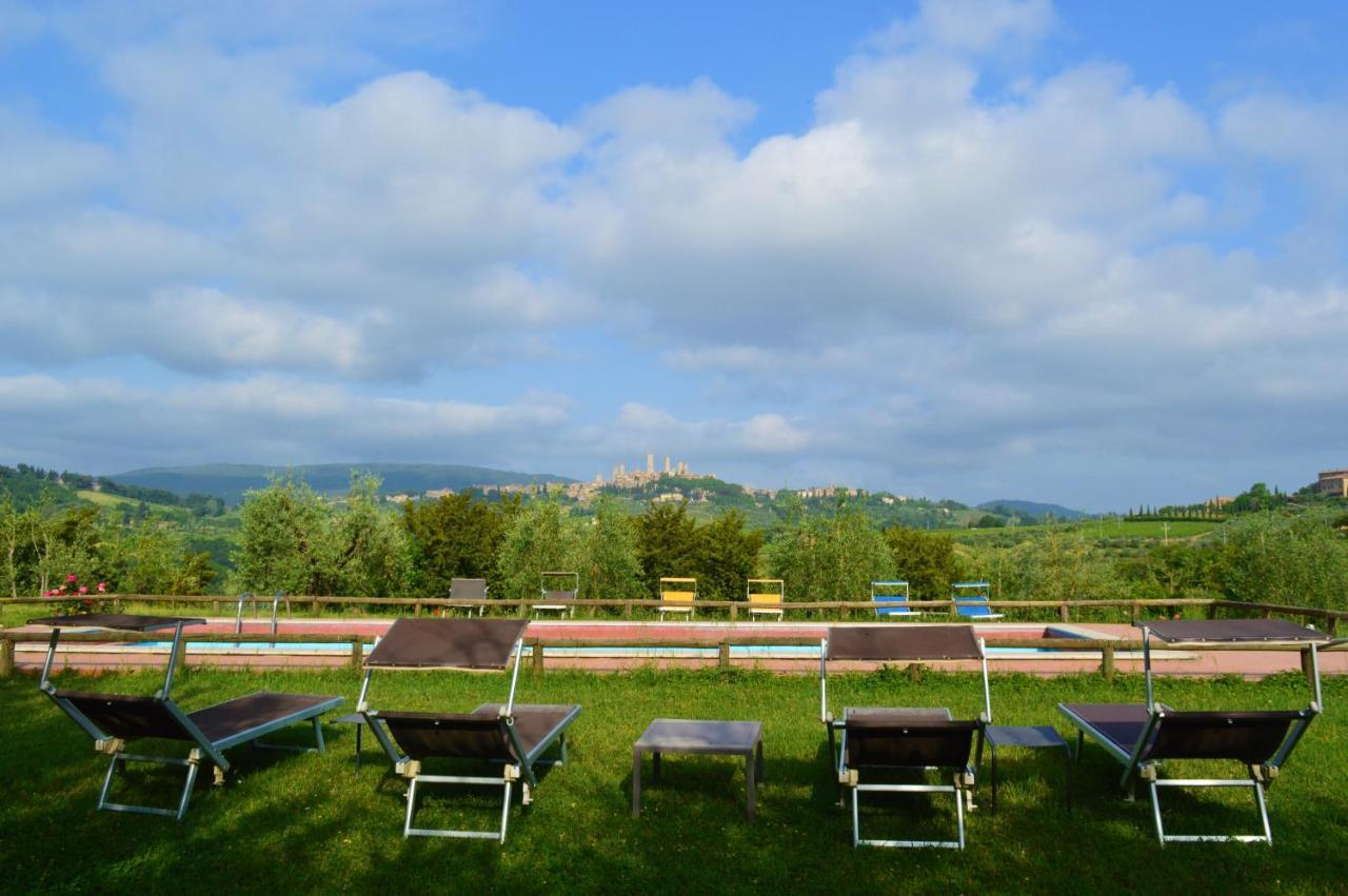 Agriturismo La Fidanza San Gimignano Luaran gambar